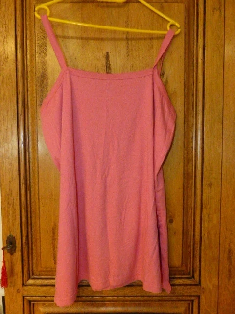 debardeur rose noue dans le dos neuf taille 54